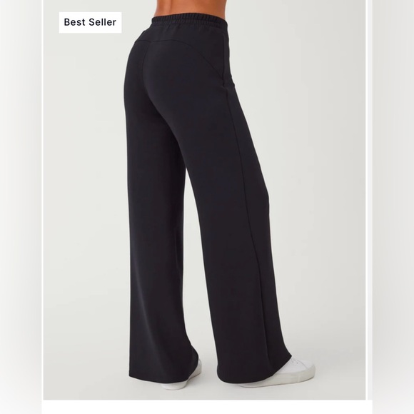 NWOT SPANX AIR ESSENTIALS WIDE LEG BLACK PANT - Picture 2 of 16